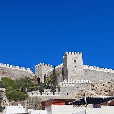 Casita La Paloma Bonita Del Pescador Hasta 5 Personas En El Casco Antiguo La Medina Centro Almeria Bajo Alcazaba Terraza Buena Vista Parking Privado Y Sabanas En Opcion Εξωτερικό φωτογραφία