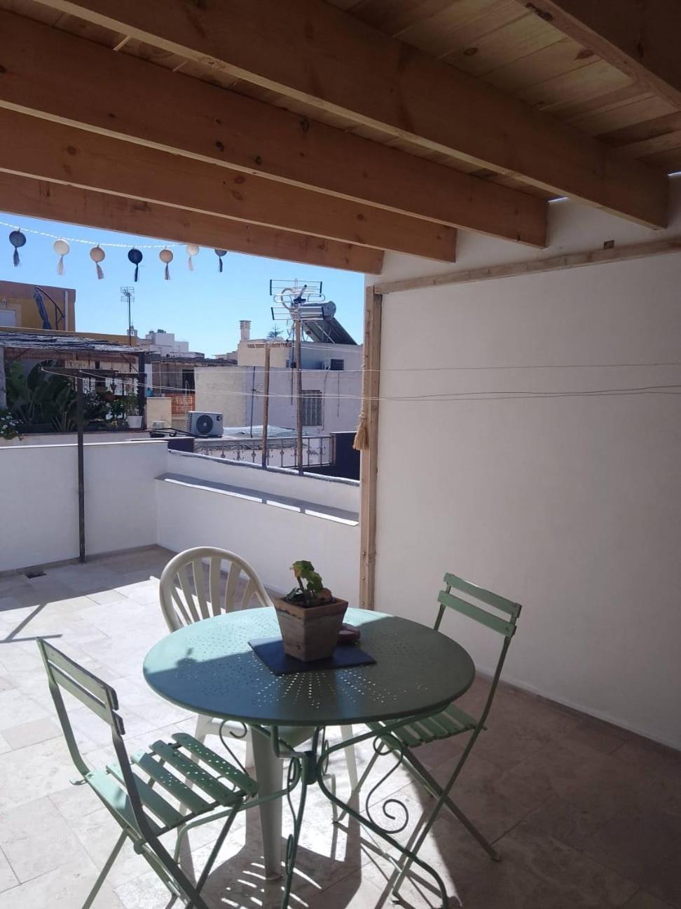 Casita La Paloma Bonita Del Pescador Hasta 5 Personas En El Casco Antiguo La Medina Centro Almeria Bajo Alcazaba Terraza Buena Vista Parking Privado Y Sabanas En Opcion Εξωτερικό φωτογραφία