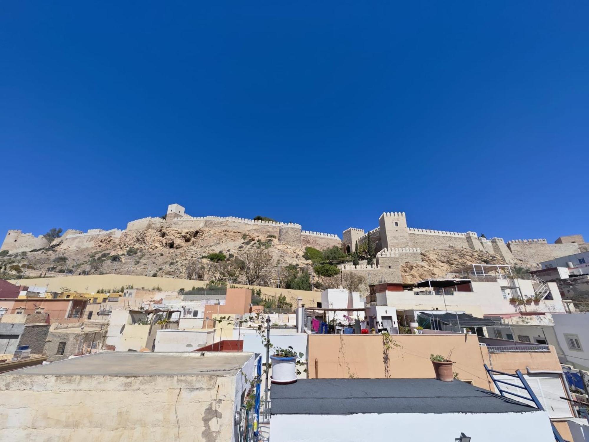 Casita La Paloma Bonita Del Pescador Hasta 5 Personas En El Casco Antiguo La Medina Centro Almeria Bajo Alcazaba Terraza Buena Vista Parking Privado Y Sabanas En Opcion Εξωτερικό φωτογραφία
